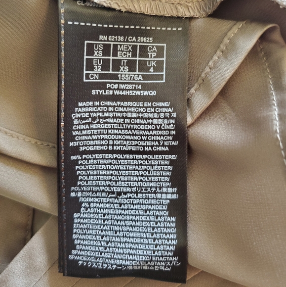 GUESS / key hole front cross halter top / XS - Picture 6 of 6